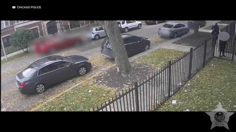 Chicago crime: Police release video of daytime armed robberies in South Shore on city’s South Side – ABC7 Chicago