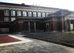 CPS schools for sale: District puts 20 properties out for bid – Chalkbeat