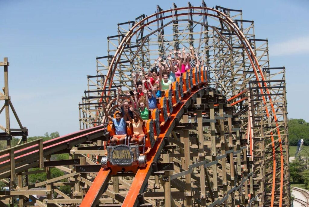 CBS News Chicago gets sneak peek at Six Flags Great America roller coaster – CBS News