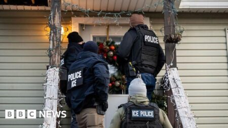 Chicago Tonight | Spotlight Politics: Illinois Officials Brace for Immigration Raids | Season 2025 – PBS
