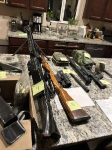 FBI hauls boxes of evidence from Chicago home of D.C. Jewish Museum shooting suspect Elias Rodriguez – CBS News