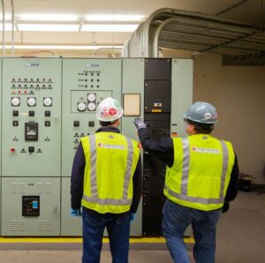Commentary: How a Chicago electrical contractor found a financial partner to power its dreams – Crain’s Chicago Business