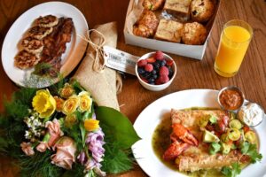 Brunches, Spa Days, And More Ways To Celebrate Mother’s Day With Mom In Chicago – Secret Chicago