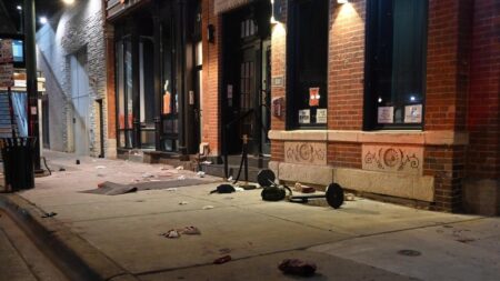 Chicago nightclub mass shooting leaves four dead and 14 wounded – The Independent