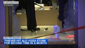 Chicago crime: Burglars target Alo Yoga store on Magnificent Mile for 2nd time this month, Chicago police say – ABC7 Chicago