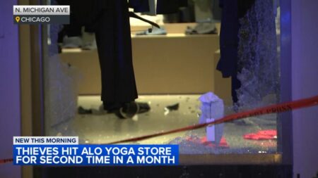 Chicago crime: Burglars target Alo Yoga store on Magnificent Mile for 2nd time this month, Chicago police say – ABC7 Chicago