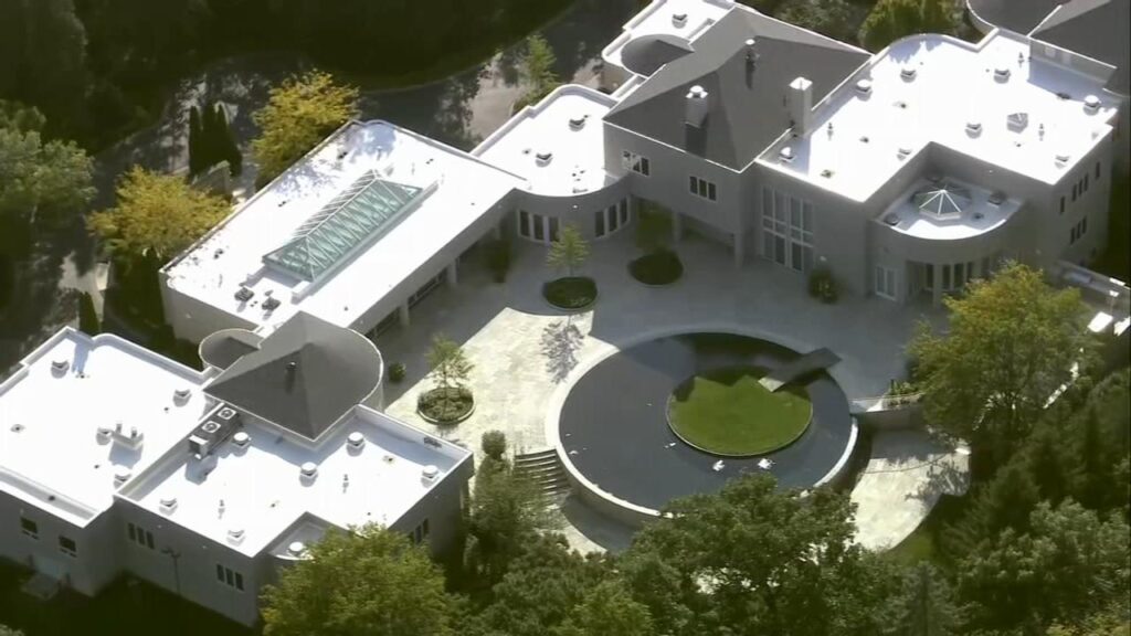 A basketball fan’s dream vacation: Michael Jordan’s onetime Chicago mansion listed on Airbnb – NBC News