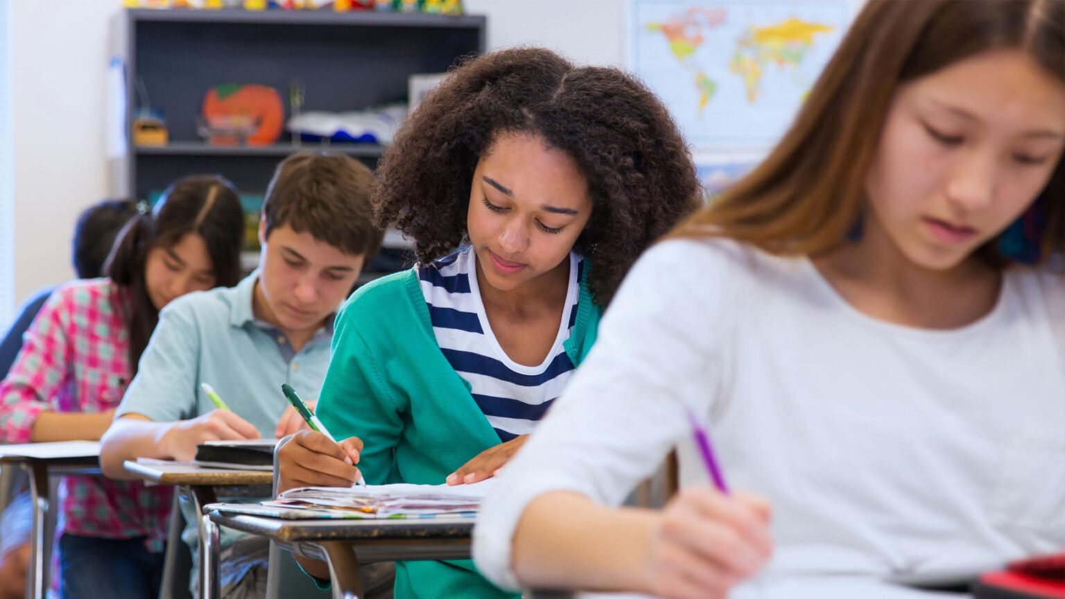 Letters: As a high school student, I can confirm that school is harder now that it was for my dad – Chicago Tribune