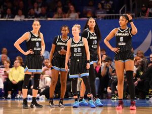 Chicago Sky Star on Temporary Leave Involved in Big News on Monday – Yahoo Sports