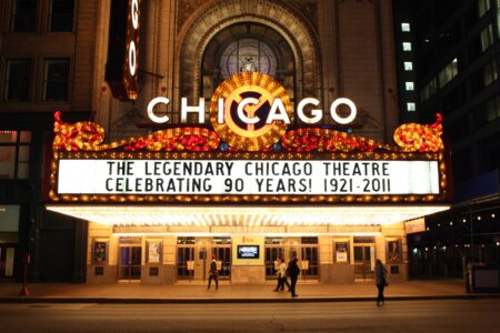 Discover the Chicago Theater District: Top Locations, Loop Theaters & Productions – Ticketmaster Blog