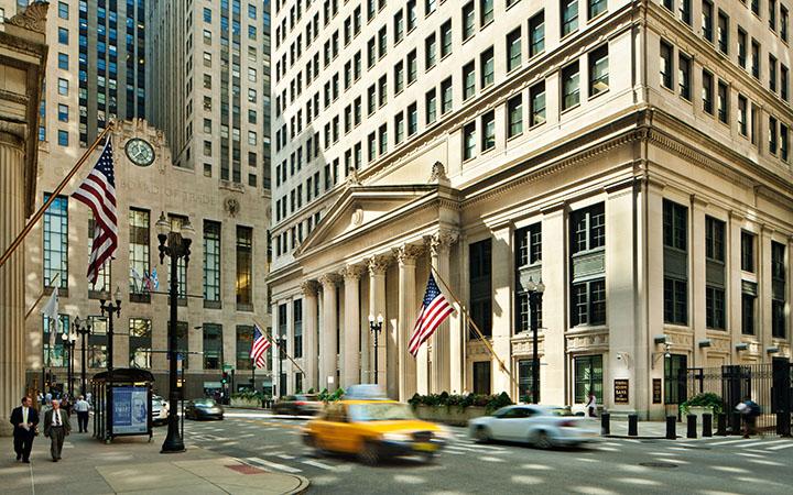 Chicago banks double down on one of the hottest parts of the biz – Crain’s Chicago Business