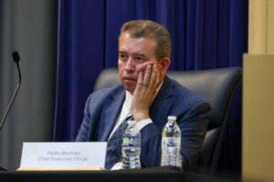 Chicago’s Chief Education Officer Set to Leave School District as CEO Also Prepares Departure – WTTW