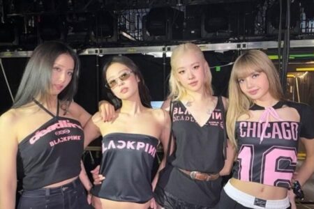 In pictures: K-pop girl band Blackpink’s Chicago moments, backstage fun and more – Telegraph India