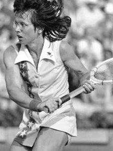 Review: ‘Billie Jean’ tells powerful, rousing story of tennis icon Billie Jean King in warp speed – Chicago Sun-Times