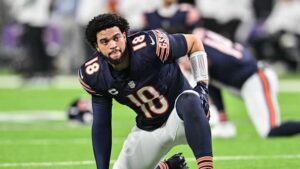 ESPN analyst tabs Bears’ Caleb Williams under most pressure in 2025 – Sports Illustrated