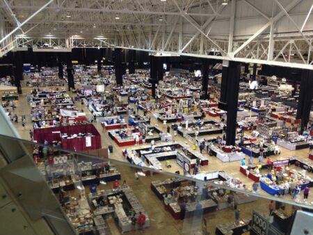 My First Time At The National Sports Collectors Convention: Is This Heaven? No, It’s Chicago – Baseball America