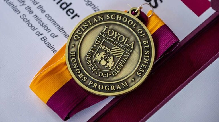 Business Honors Program – Loyola University Chicago