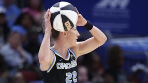 Chicago Sky Veteran Guard Plans Return for 2026 Season – Sports Illustrated