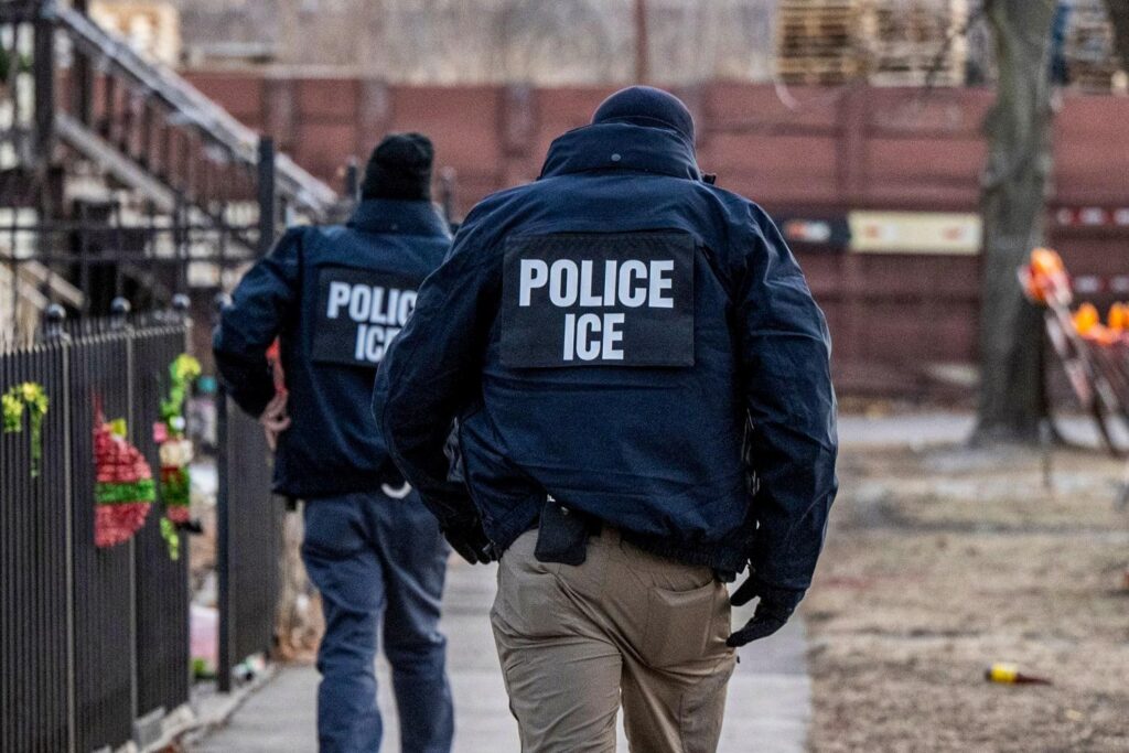 Is ICE chilling Chicago? Trump ‘blitz’ draws rage from immigrant groups – USA Today