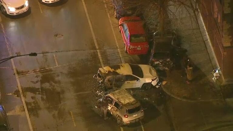 3 in custody after chase, crash in Chicago’s south suburbs – yahoo.com