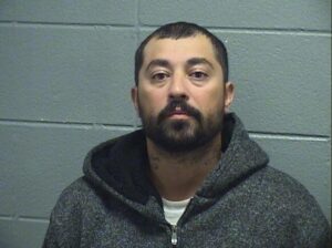 Chicago man charged with attempted murder of 2 women, hate crime in West Town shooting – CBS News