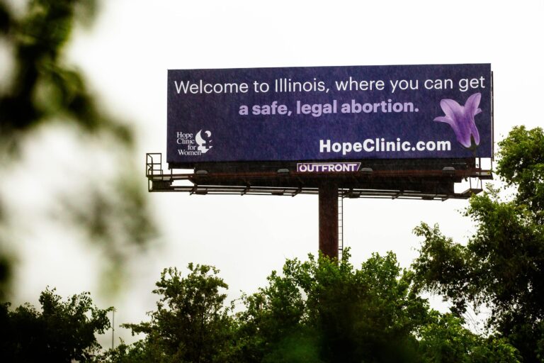 Abortion burden shifts to Illinois as Wisconsin Planned Parenthood pauses services – Crain’s Chicago Business