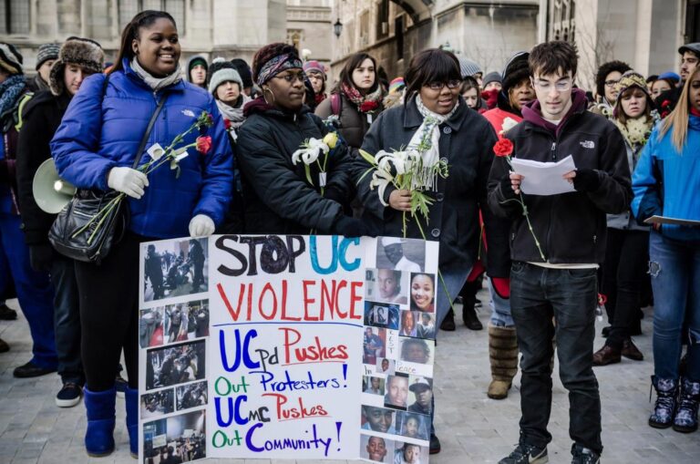 8 killed and 50 wounded in Chicago over long weekend as Trump plans federal deployment – AP News