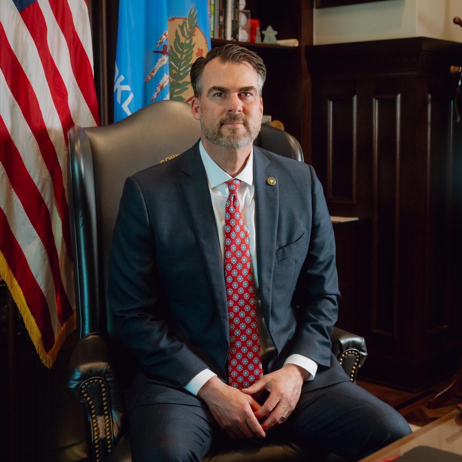 Oklahoma’s Republican Governor Criticizes National Guard Deployment in Chicago – The New York Times