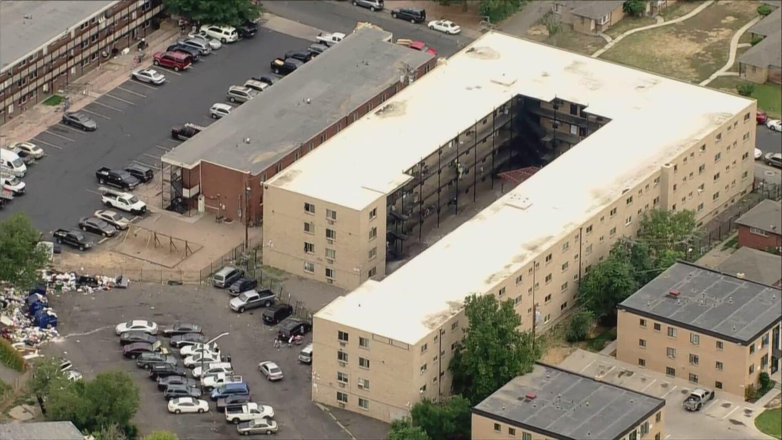 Suburban rent growth drives 2 big Aurora apartment complex sales – Crain’s Chicago Business