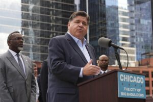 Governor Pritzker Challenges Trump’s Threat to Send Troops to Chicago – The New York Times