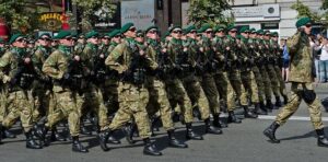 National Guard Troops Deploy to Broadview, Illinois ICE Facility National Guard troops arrive at Broadview, Illinois ICE facility – CBS News