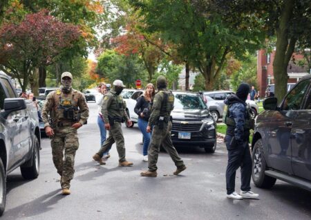 Masked Agents Storm Chicago Suburb, Sparking Residents to Rally and Capture the Moment When masked agents descended on a Chicago suburb, residents sprang into action, hollering and documenting their operation – CNN