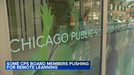 Chicago school board members call for remote learning amid ICE raids – abcnews.go.com
