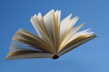 Feel the Romance: Exciting Jersey City and Chicago Events Inspired by Taylor Jenkins Reid’s Novel LOVE IS IN THE ATMOSPHERE: Jersey City and Chicago Events Inspired by Taylor Jenkins Reid’s Novel – Penguin Random House